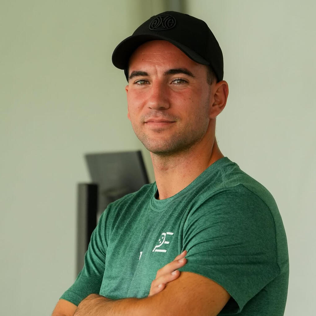 Experience alone doesn’t define a coach. What really matters is the ability to connect, communicate clearly, and create an environment where players can trust the process and improve. In the end, the level of your players reflects the level of your...