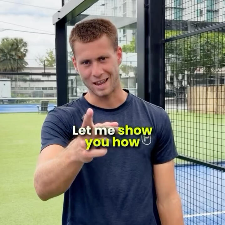 Same fundamentals. Different goals. What changes is the level of detail, the intention, and how everything connects to real match situations. That’s where most players get it wrong.
