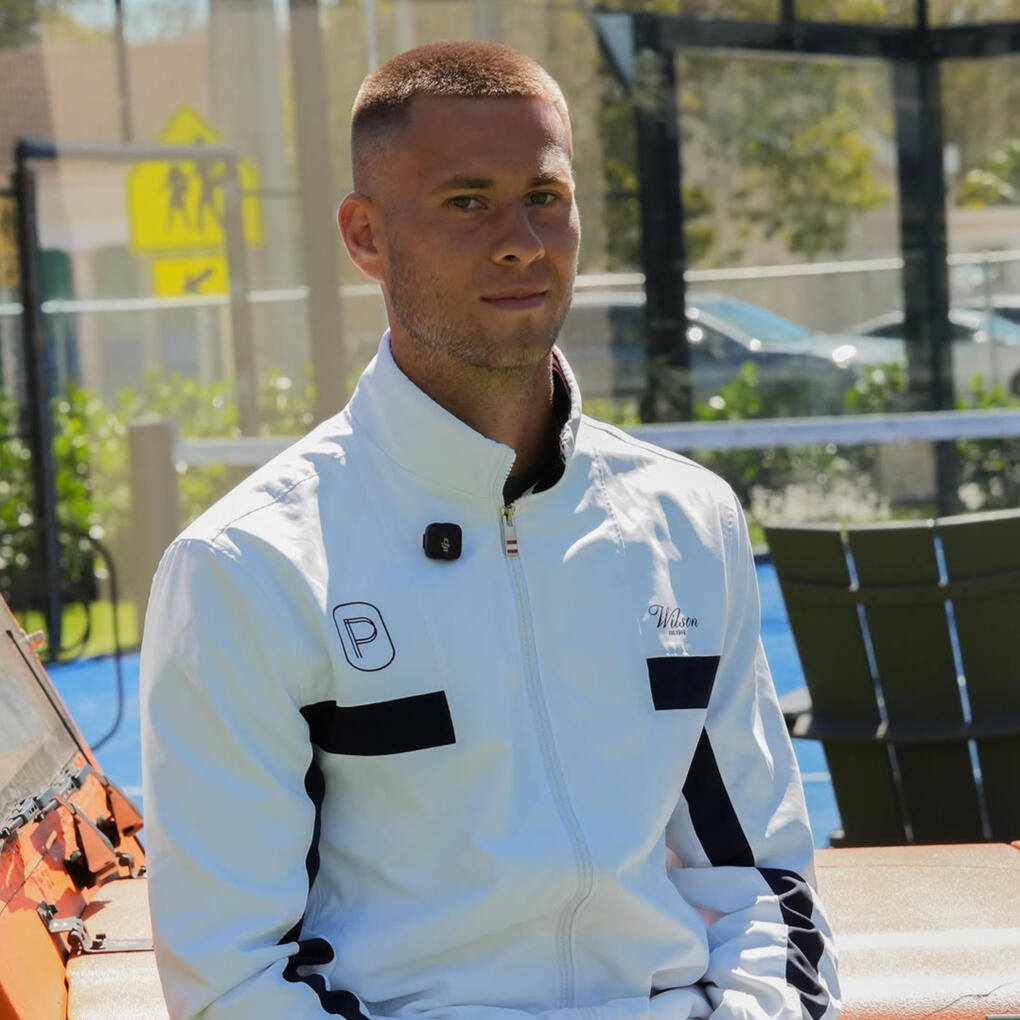Meet the Team: Ernesto Rocabert Coach at PadelEdge and one of the minds behind the structure and methodology of the academy. Helping players understand the game better and improve with intention, every session.